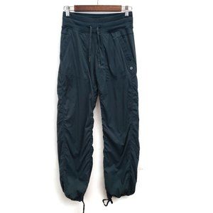 Lululemon Womens Green Dance Studio Drawstring Cinch Leg Athletic Pants Size 4